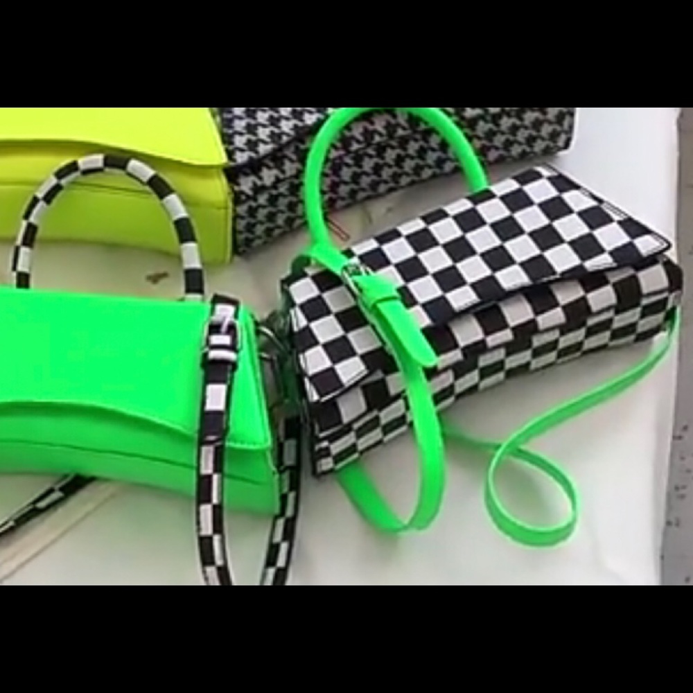NEON GREEN SUMMER HANDBAG